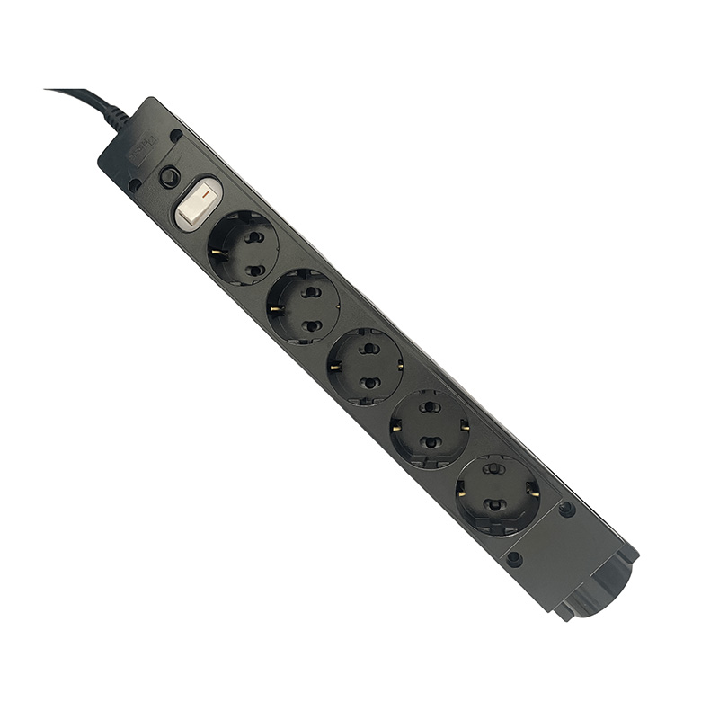 Flame Retardant 6 salidas estándar KC con interruptor